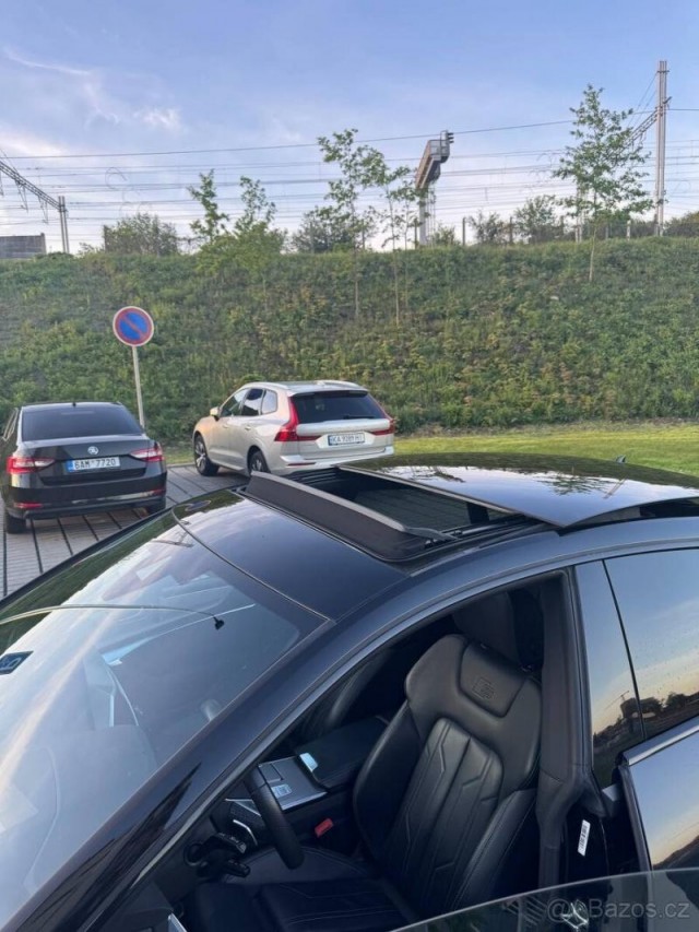 Audi A7 3,0   Slune