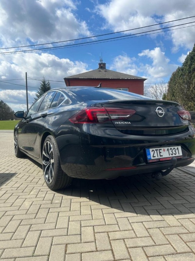 Opel Insignia 1,6