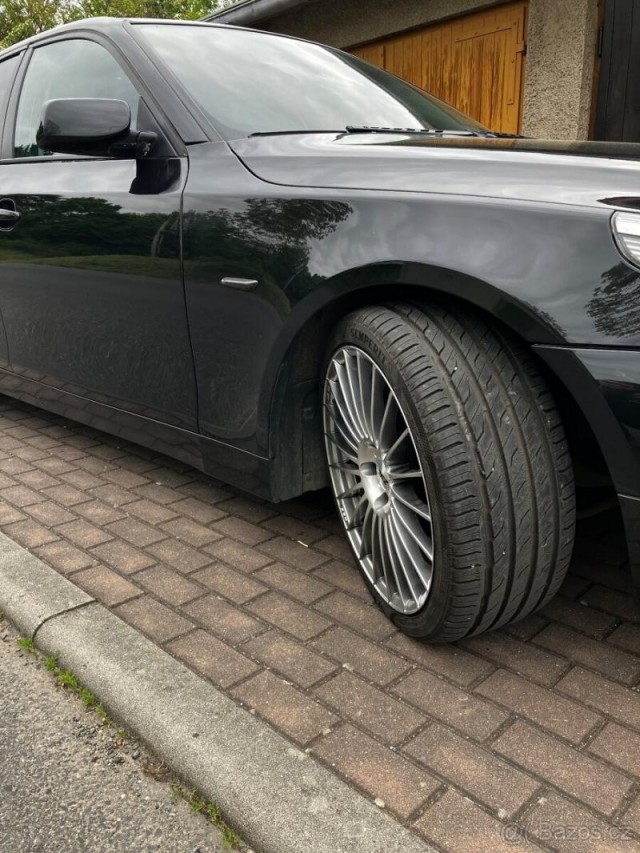 BMW Řada 5 3,0   530i E60 190 kW