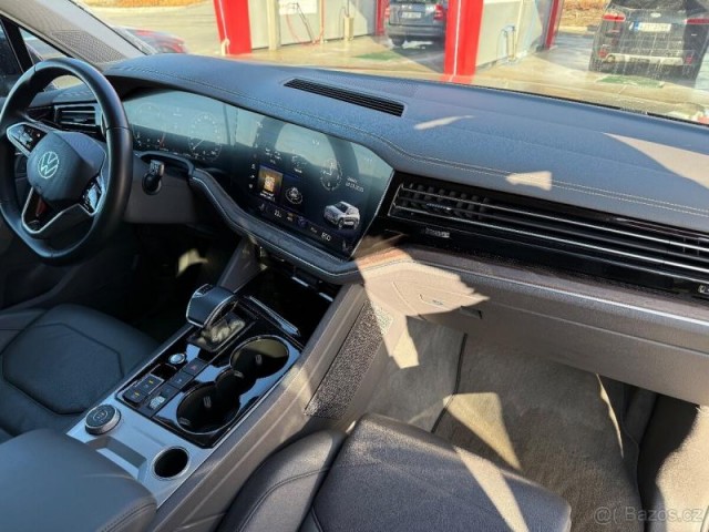 Volkswagen Touareg 3,0   TDI V6, 170 kW, 4x4, DPH