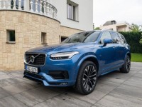 Volvo XC90 R-Design Modrá 2018 63tis km