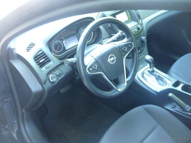Opel Insignia 2,0   SLEVA