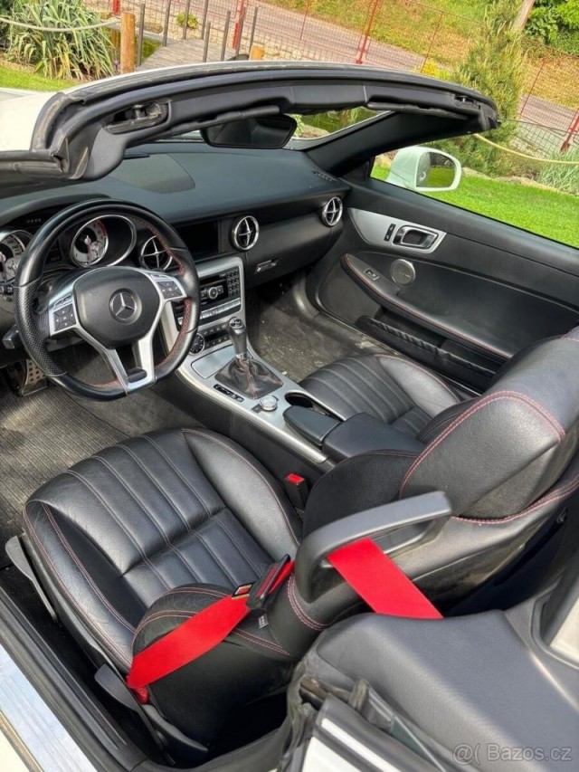 Mercedes-Benz SLK 2,5   250 CDi