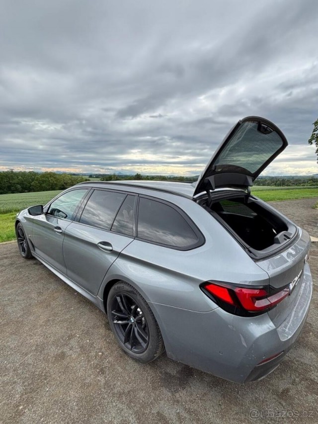 BMW Řada 5 2,0   530i 185kw