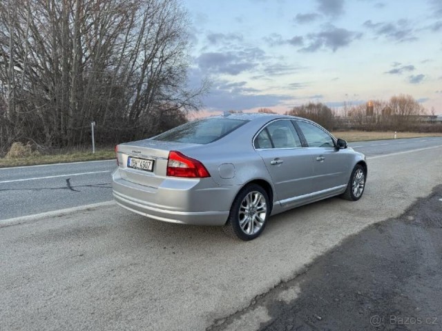 Volvo S80 D5 136 kW