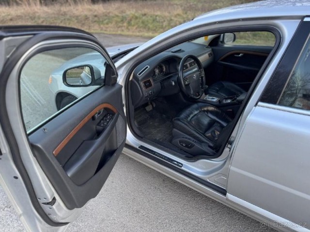 Volvo S80 D5 136 kW