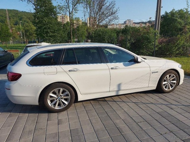 BMW Řada 5 2,5   AUTOMAT 160kW – 2014, Ků