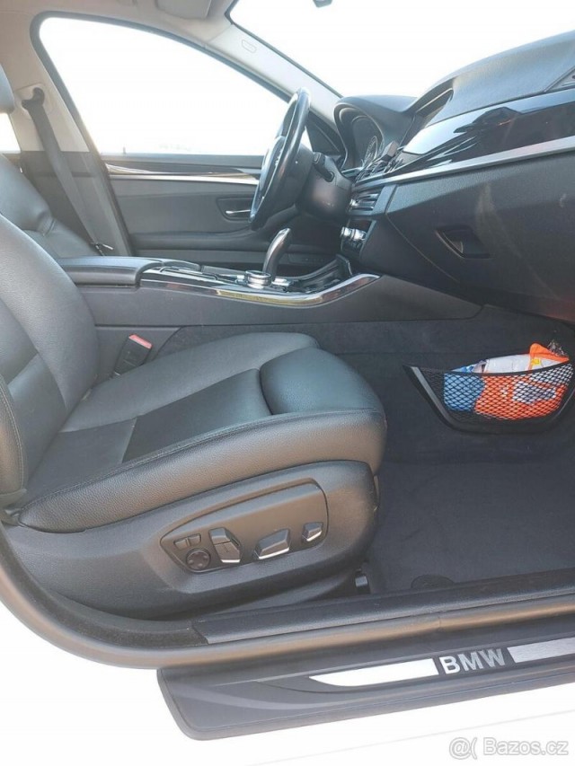 BMW Řada 5 2,5   AUTOMAT 160kW – 2014, Ků