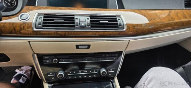 BMW Řada 5 550i GT F07