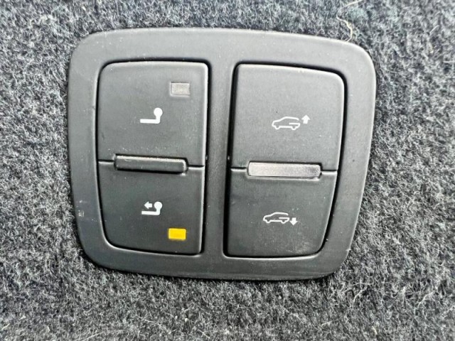 Audi Q7 3,0   TDI S-line, odpočet dph