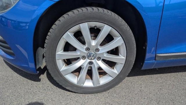 Volkswagen Scirocco 2,0   TDI 103kW, manuál, 2011