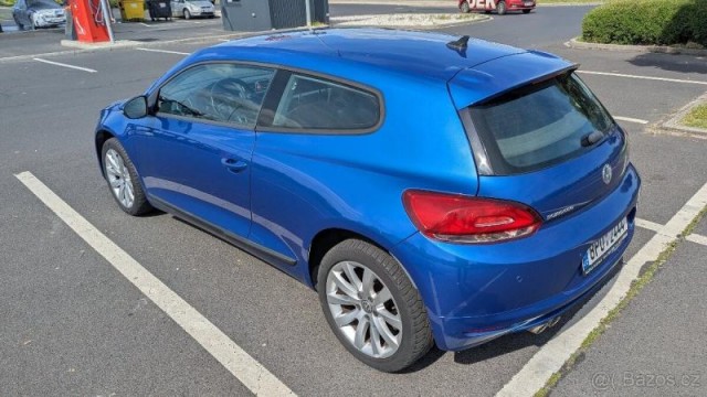 Volkswagen Scirocco 2,0   TDI 103kW, manuál, 2011
