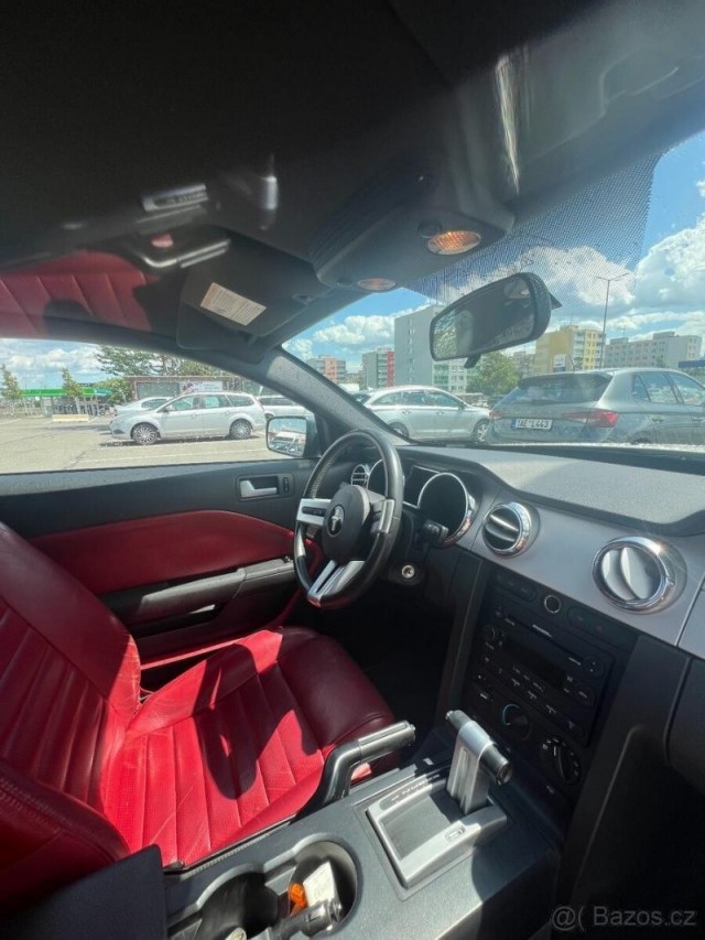 Ford Mustang GT