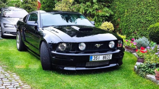 Ford Mustang California 2007 V8 4,6l manuál