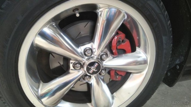 Ford Mustang California 2007 V8 4,6l manuál
