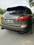 Porsche Cayenne 4,8   Turbo V8 580ps