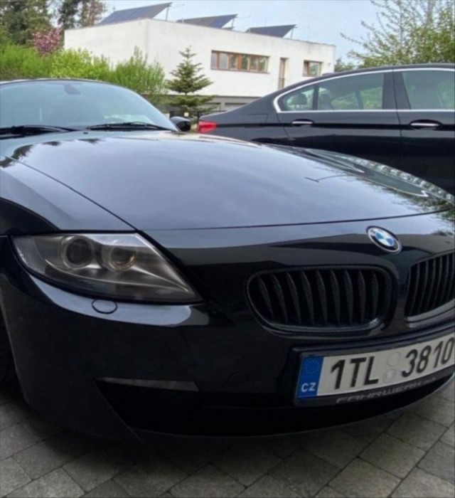 BMW Z4 3,0   si nájezd 112 tis