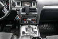 Audi Q7 3,0   tdi S line.