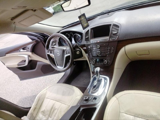 Opel Insignia CDTI automat