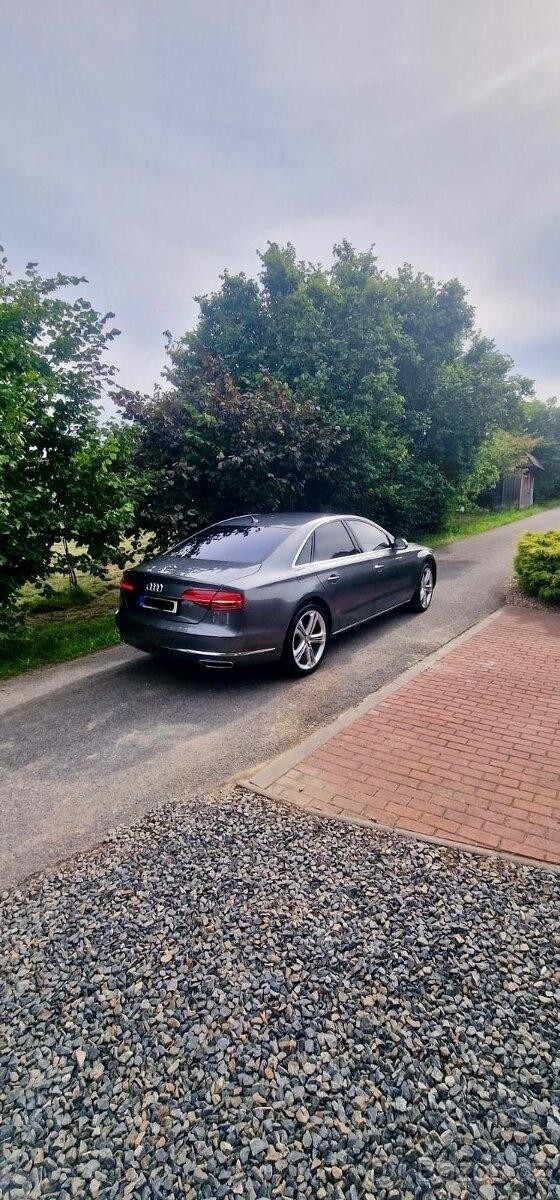 Audi A8 