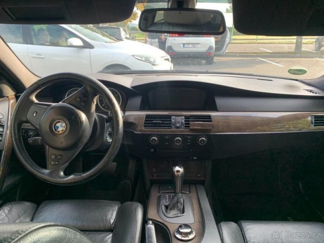 BMW Řada 5 3,0   535d Touring 200kW – aut