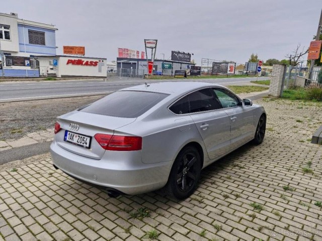 Audi A5 2,7   190PS M.2010 NAVI KŮŽE T