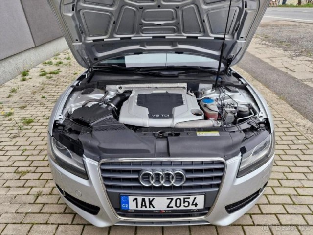 Audi A5 2,7   190PS M.2010 NAVI KŮŽE T