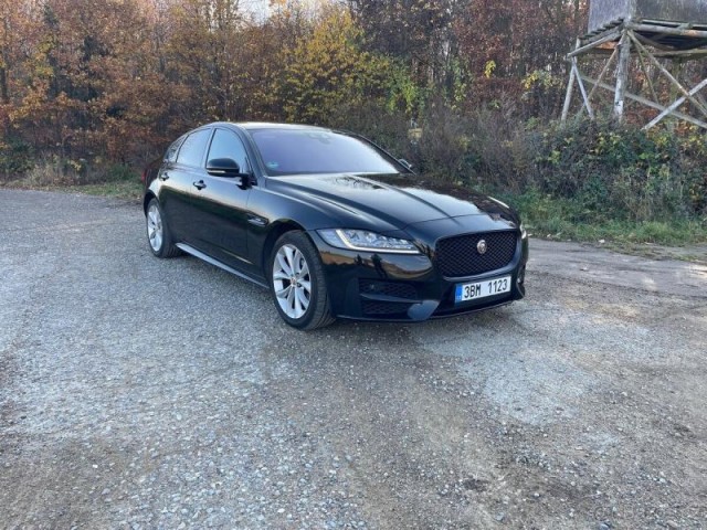 Jaguar XF 2,0   d AWD R-SPORT