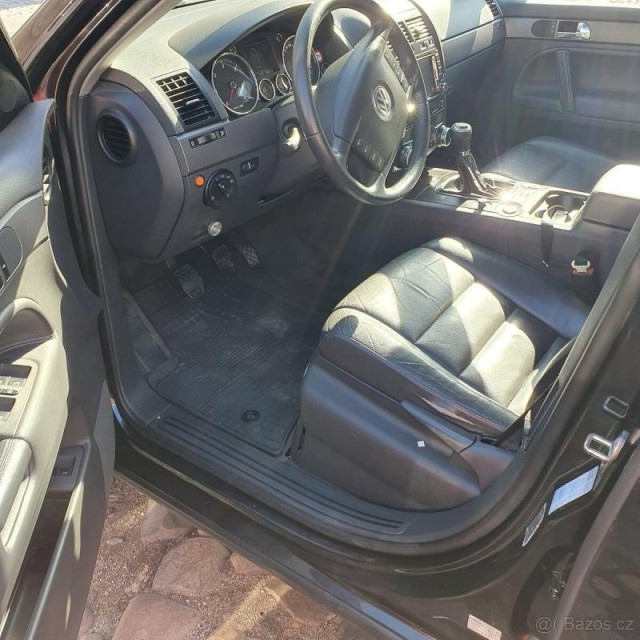 Volkswagen Touareg 2,5   TDI 4x4