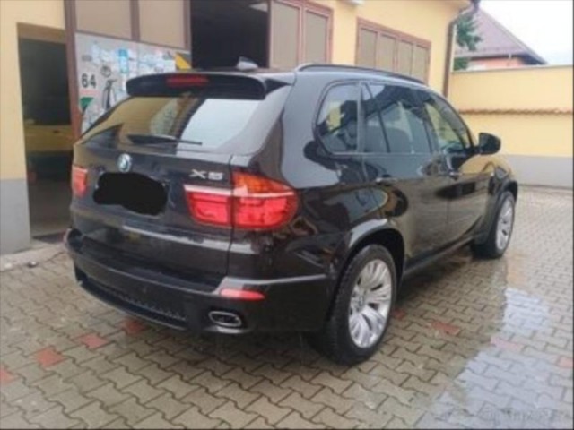 BMW X5 40d s vadným motorem