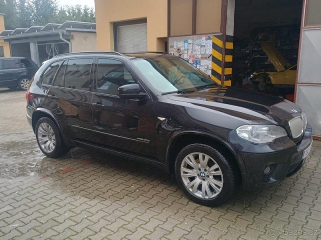 BMW X5 40d s vadným motorem