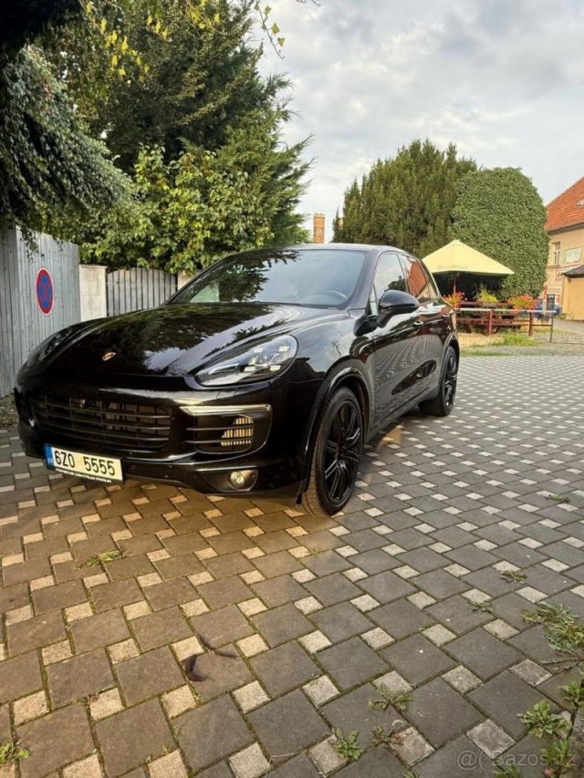 Porsche Cayenne 4,2   S V8