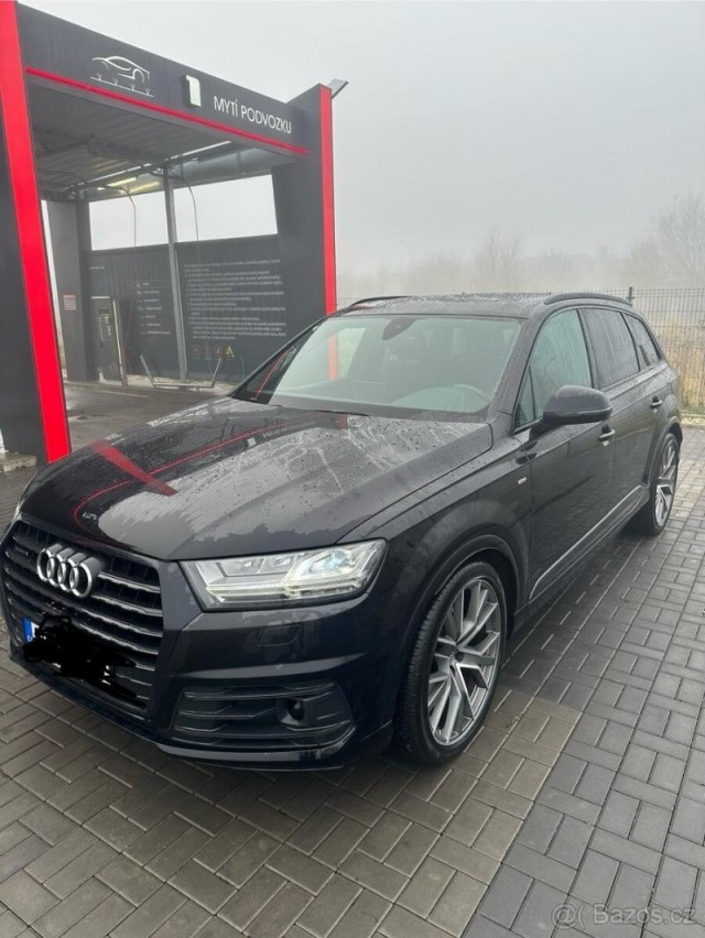 Audi Q7 