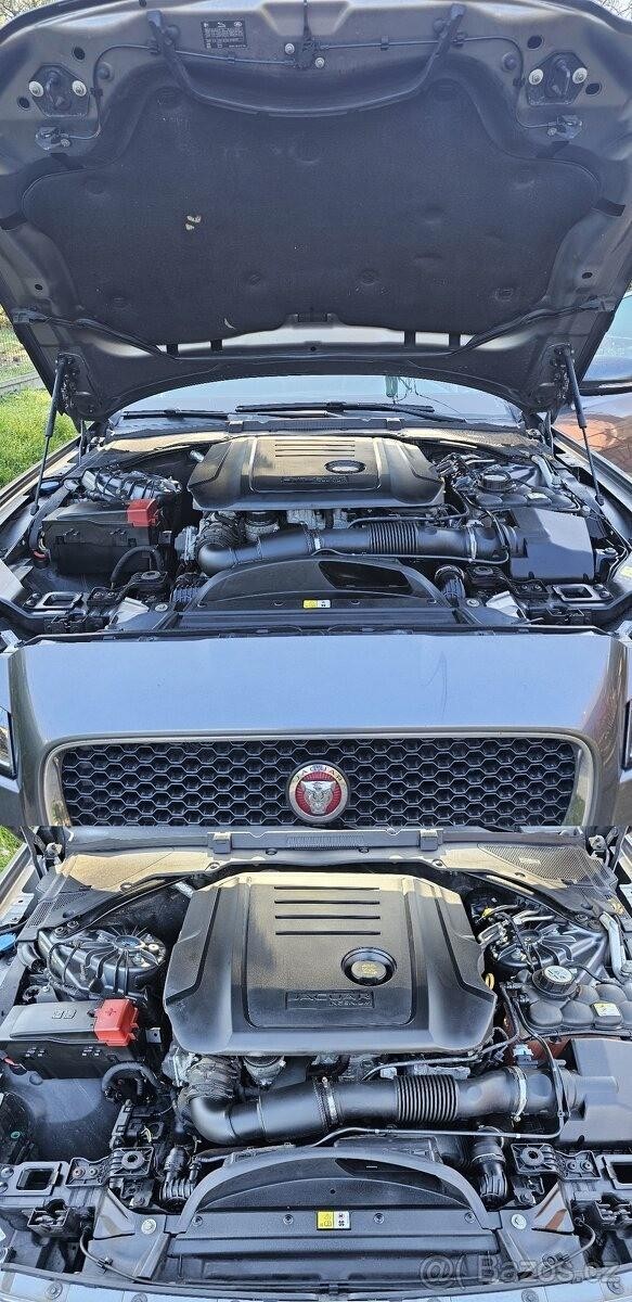 Jaguar XF 2,0   120 kW, výbava Prestige,