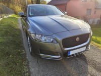 Jaguar XF 2,0   120 kW, výbava Prestige,