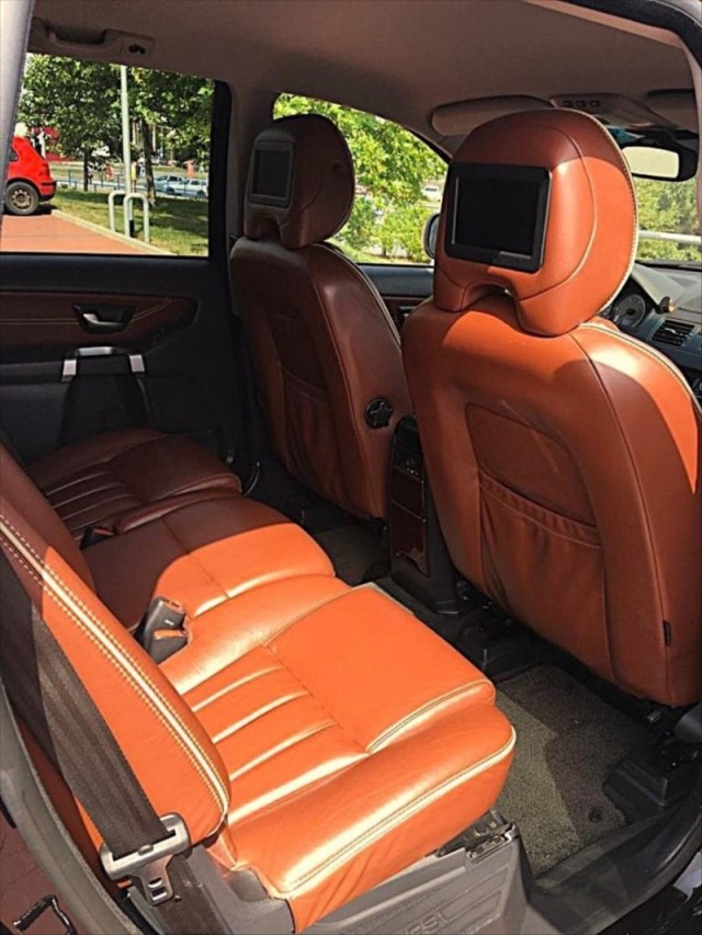 Volvo XC90 2,4