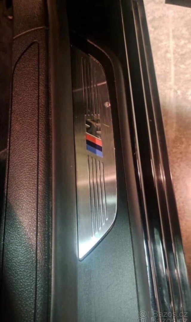 BMW Řada 7 F01 740d M//Paket