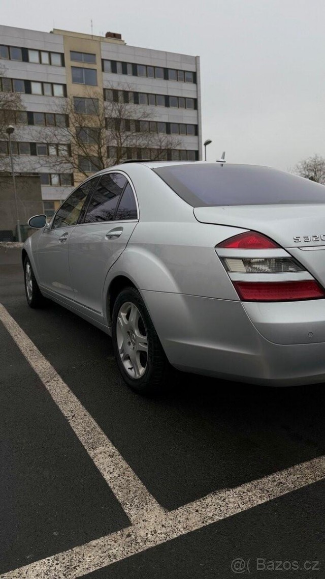 Mercedes-Benz Třídy S 2,0   w221