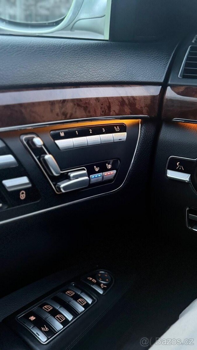 Mercedes-Benz Třídy S 2,0   w221