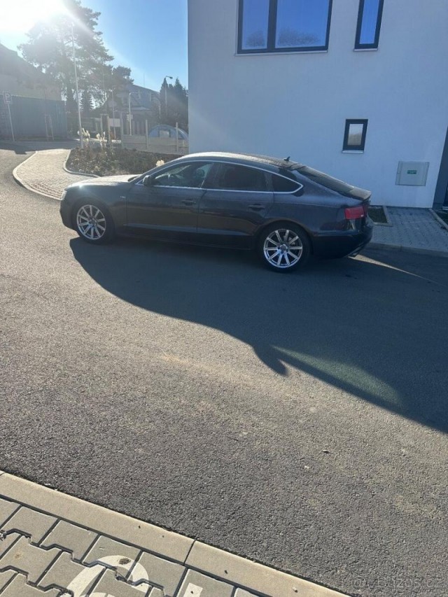 Audi A5 3,0   TDI V6 quattro 180 kW 3x