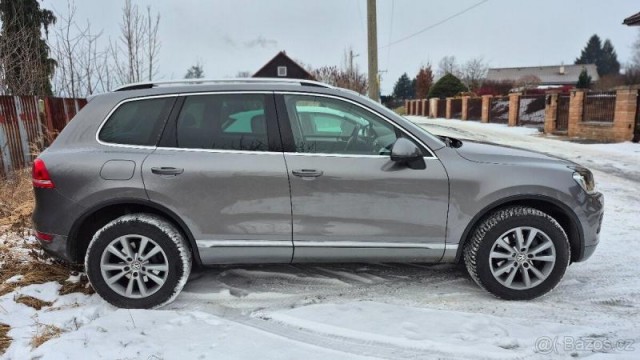 Volkswagen Touareg 3,0   TDI, 4x4, 180 kW, první 