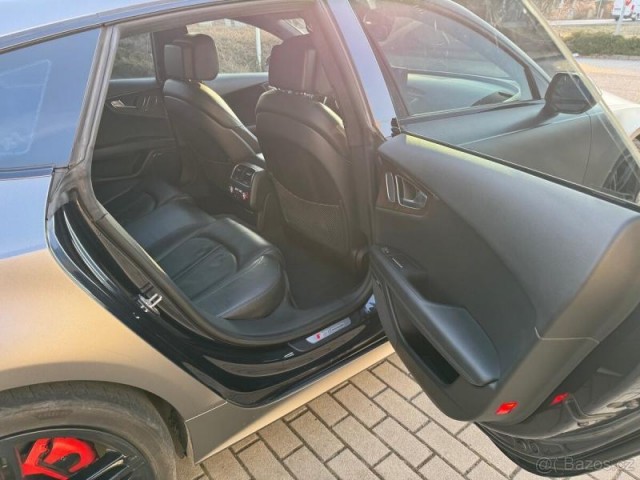 Audi S7 4,0   V8T, nez.topení,masáže,Č