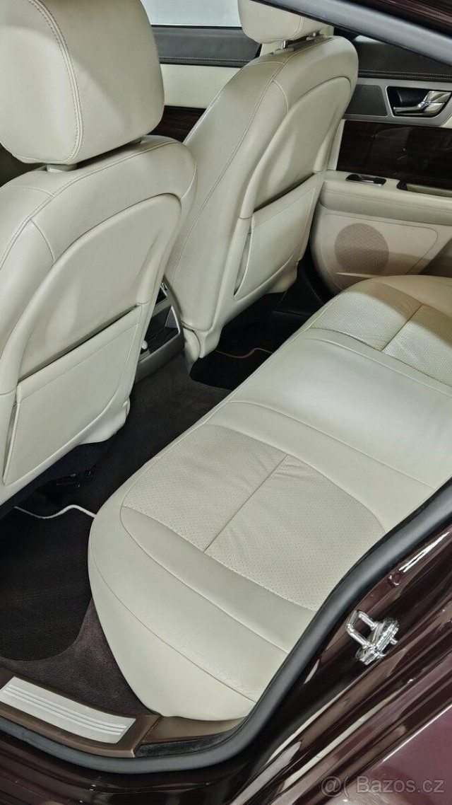 Jaguar XF 5,0   V8 – servisovaný, rozvod