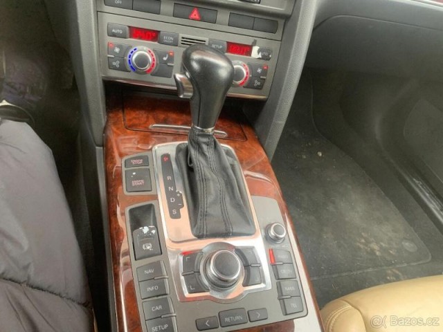 Audi A6 3,2   r.v. 2004