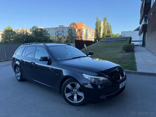BMW Řada 5 2,5   525 d