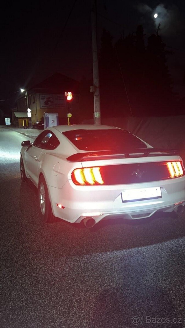 Ford Mustang 3,7   V6 2017 Upravený