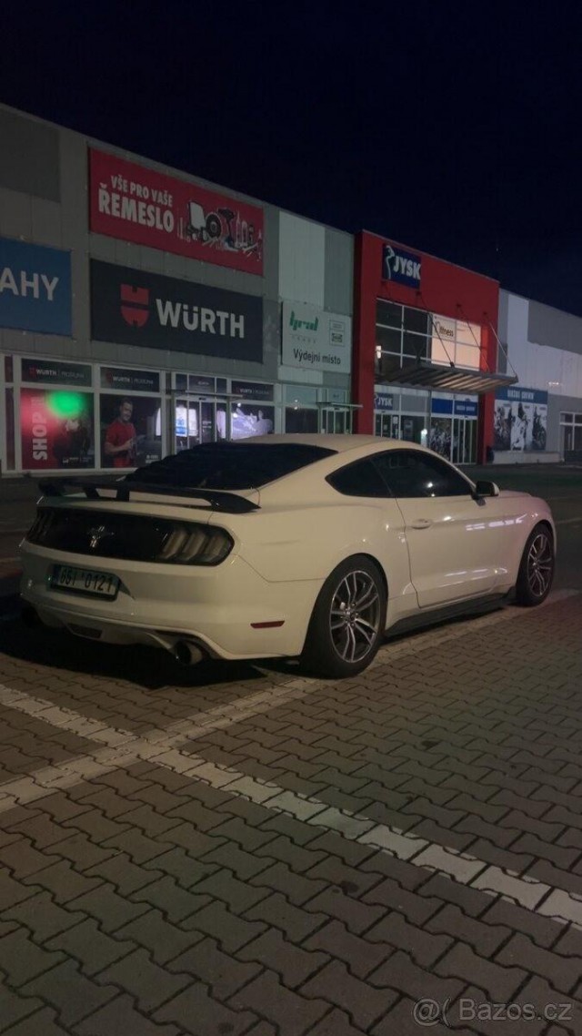 Ford Mustang 3,7   V6 2017 Upravený