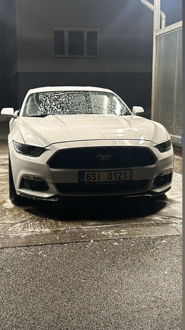 Ford Mustang 3,7   V6 2017 Upravený
