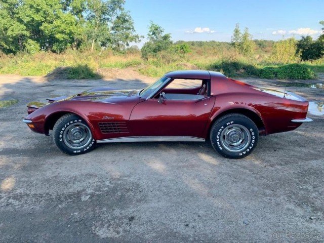 Chevrolet Corvette C3 chromka 1971