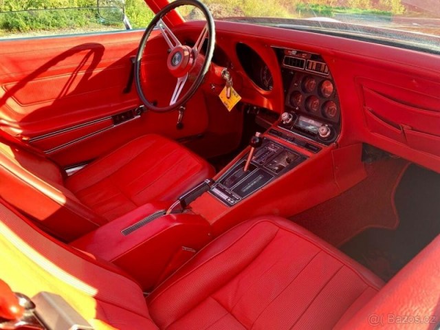 Chevrolet Corvette C3 chromka 1971